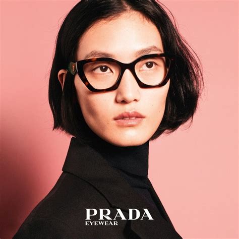 who makes prada glasses